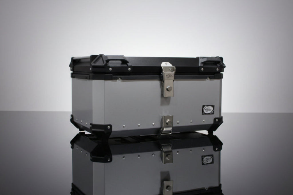 Baúl para Motocicleta en ALUMINO  65L – Top Case Universal para Casco y Accesorios